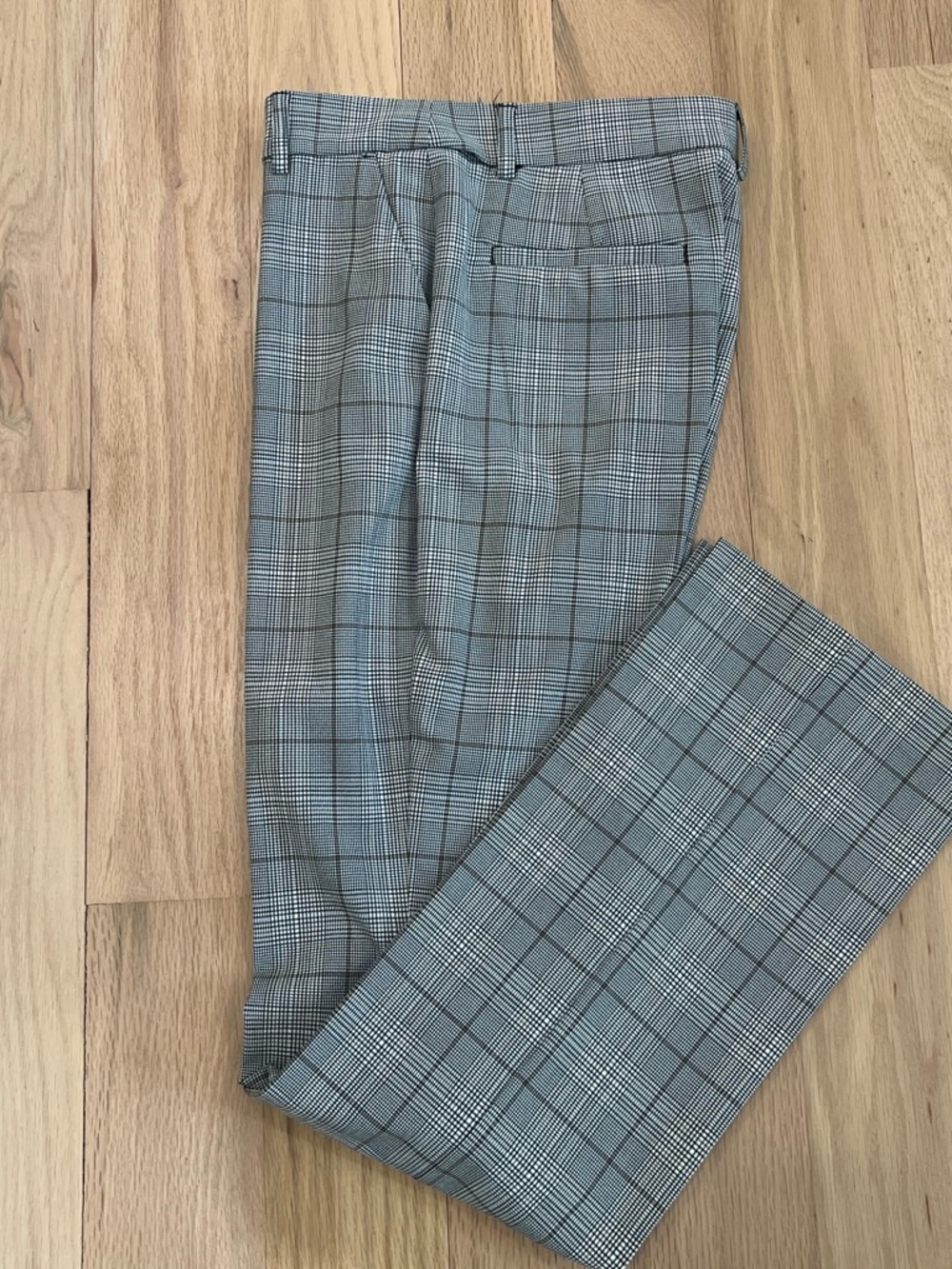 Express women’s Gray Plaid Dress Pants - Classic Tailored Fit